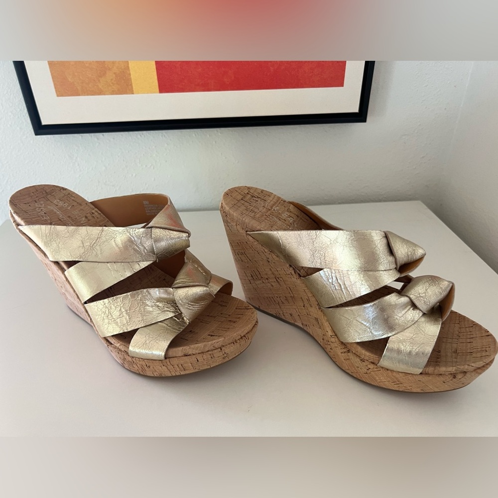 Kork-Ease Sammi Cork Wedge Light Gold Metallic Slide Sandal, Size 8
